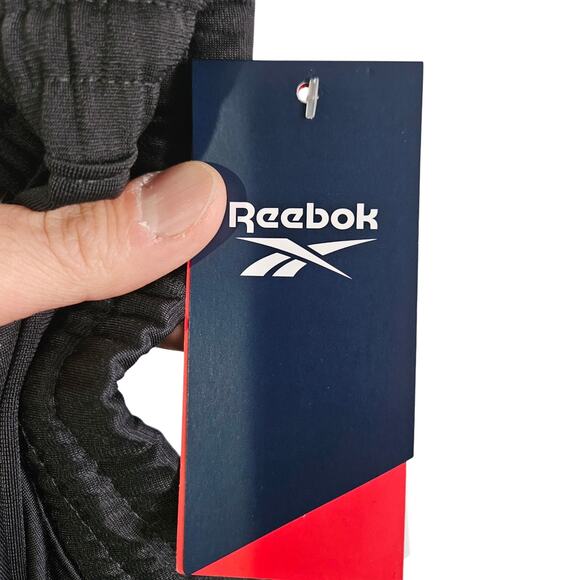 Reebok Men's XL Vector Track Pats Black Classic Athletic Training Joggers Gym - Picture 9 of 9